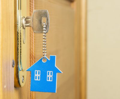 shutterstock_758752834 crop House key
